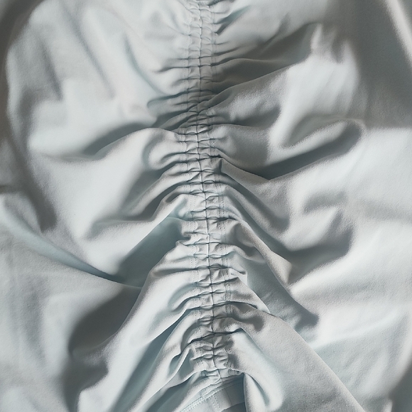 🧘🏽ATHLETA Ruched Tank Top - Picture 3 of 4